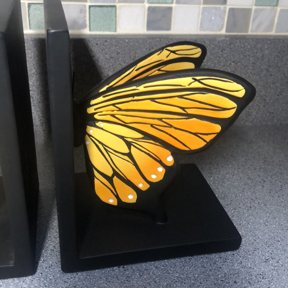 Monarch Butterflies ￼Bookends￼ NWT 7” - Picture 6 of 8